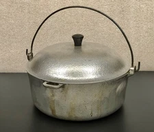 Vtg/Antique HammerCraft Club Aluminum 10" 4.5 Qt Dutch Oven Bread Bean Pot