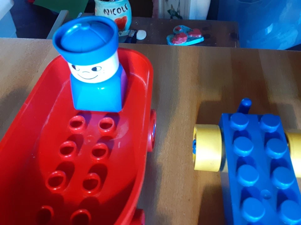 Lego Duplo Vintage Lot , boats captains ,vehicles, train pieces  .people,  more - Image 4 of 4