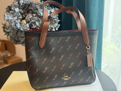 coach Hadley Tote Bag NWT