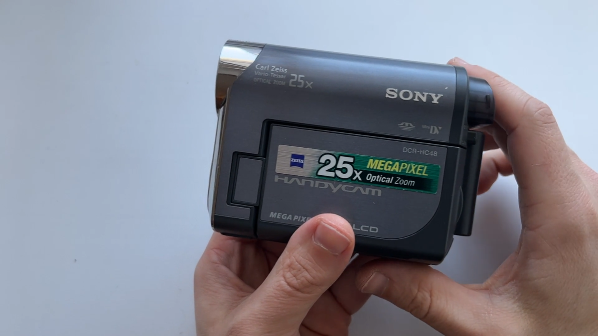 Sony Handycam DCR-HC48 Mini DV Camcorder for sale online | eBay Sony Handycam DCR-HC48 Mini DV Camcorder for sale online | eBay
