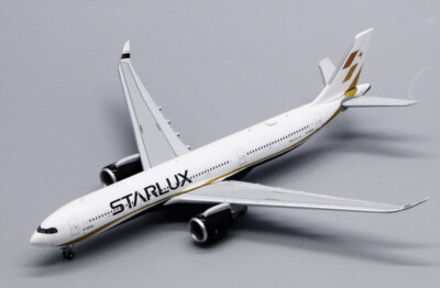 JC WINGS 1/400 STARLUX AIRLINES AIRBUS A330-900NEO REG: B-58301 EW4339001