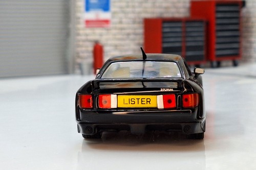 Lister Storm 1993 Cased 1:43 Scale Supercar model - Picture 2 of 7