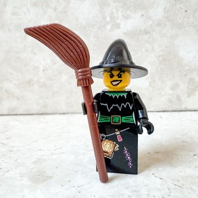LEGO Town City Castle Böse Hexe Metzgerin Befana Magierin Besen Minifiguren