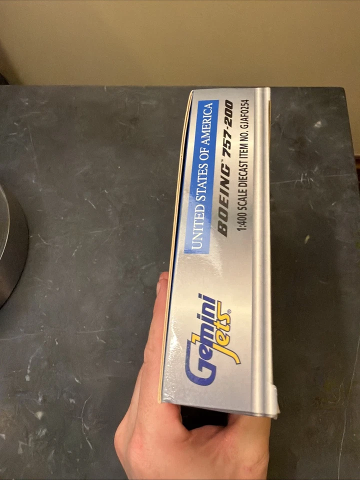 Gemini Jets Airplane Model United States of America Boeing B757-200 80001 Toy - Image 4 of 4