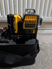 DeWalt DW089LG 12V Green Line 3 x 360 Laser Level Laser Tool battery + charger