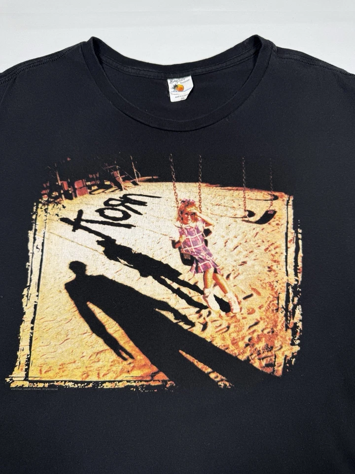 Camiseta Gráfica Vintage Y2K Korn Playground Sombras 2XL Bay Island Nu Metal - Imagem 2 de 4