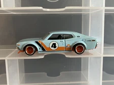 Hot Wheels Nissan Laurel 2000 SGX - Gulf Oil  - Loose!