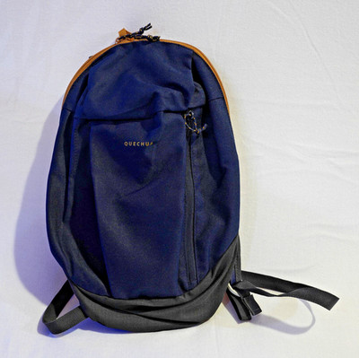 Rucksack Fabr. Quechua, blau, 10 l, neu