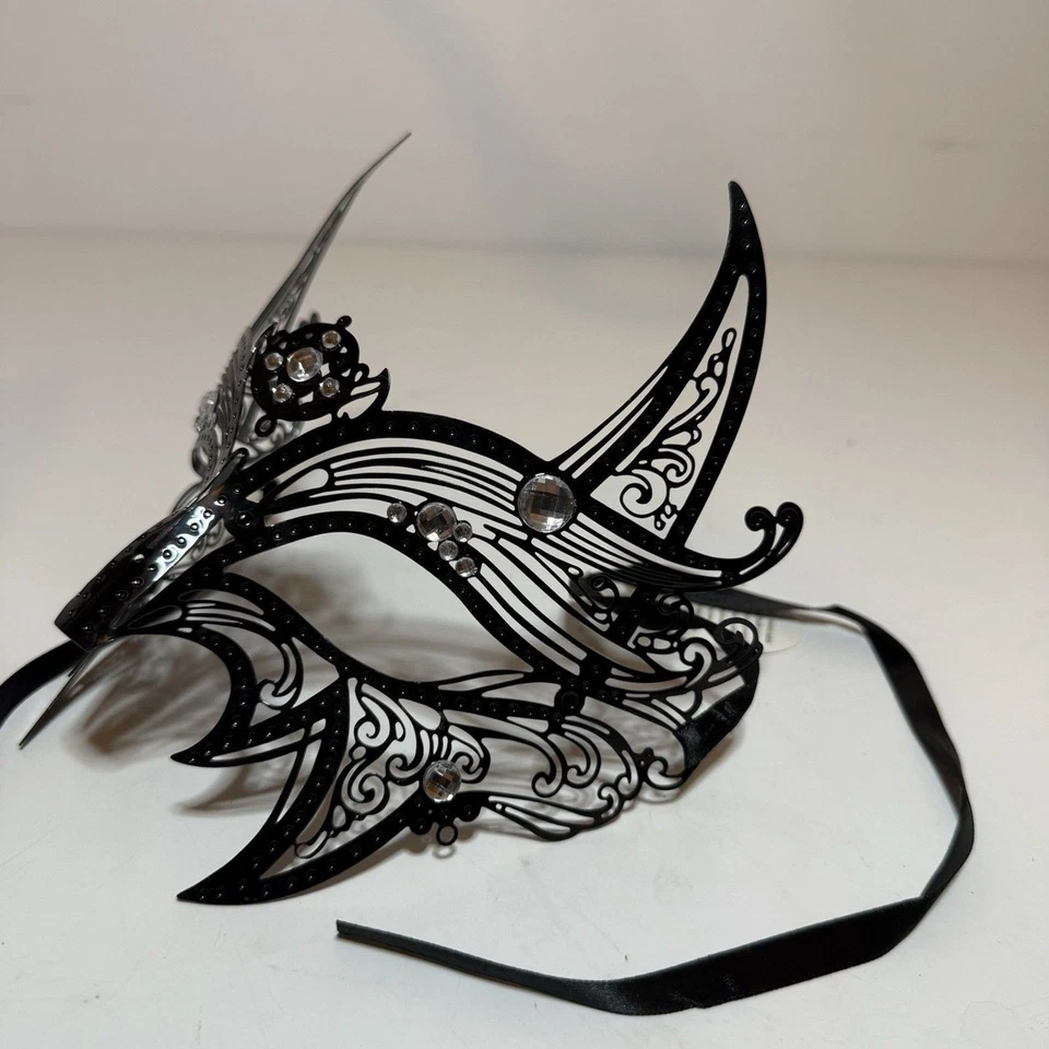 NWT Wolverine Venetian Men's Black Masquerade Mask w/ Crystal Rhinestones Metal - Image 4 of 4