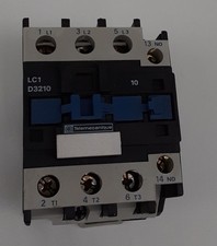 Telemecanique LC1 D3210 Contactor, 120V Coil 600VAC 50A Max