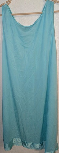 Beautiful Vibrant Blue Vanity Fair Vintage Nightgown Women Size L - Brand New - Picture 5 of 5