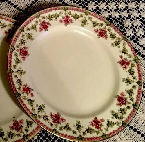 Antique Aynsley Delicate Porcelain -  Floral Chintz Tea Plate. - Picture 1 of 2