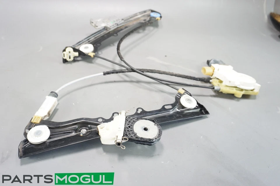 Elevador de ventana delantero derecho BMW Z4 Roadster SDRIVE 2011 FABRICANTE DE EQUIPOS ORIGINALES Foto 4 de 4