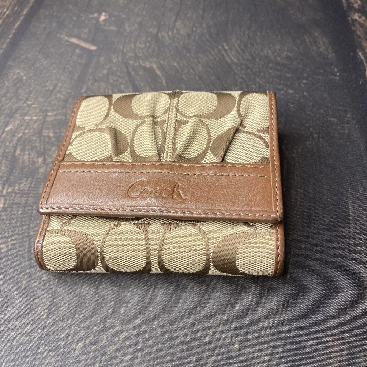 Used sales coach wallet
