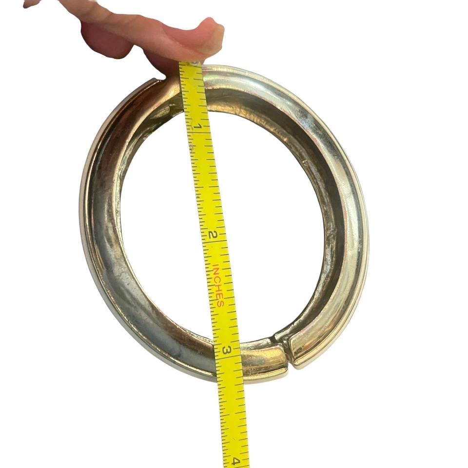 Brazalete Brazalete Vintage Dorado y Marfil Esmalte Bisagras Clásico Retro Elegante Accesorio Foto 2 de 4