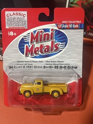 Mini Metal -  54 F-350 Union Pacific RR MoW Pickup - Item 30207Mini Metal -  54