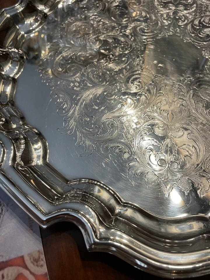 BANDEJA SALVADORA GRANDE WALLACE SILVER - CHIPPENDALE CHASED SHEFFIELD SILVER - EXCELENTE Foto 3 de 4