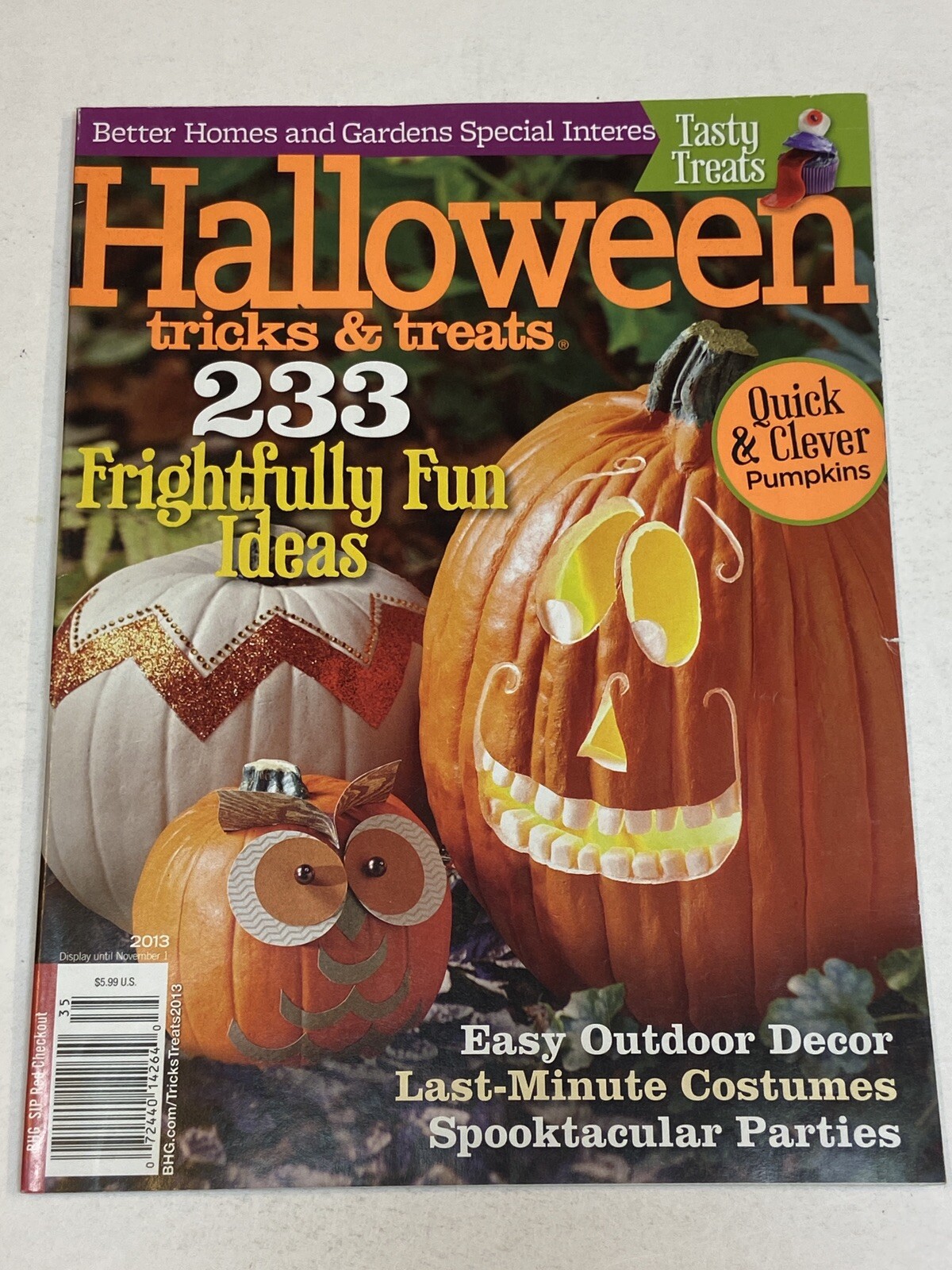 Better Homes Gardens Oct 2013 Halloween Costume Party Ideas Tricks Treats