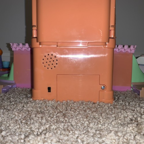 Vintage Polly Pocket Disney Magic Kingdom Castle Playset Mickey - 99% Complete! - Picture 8 of 9