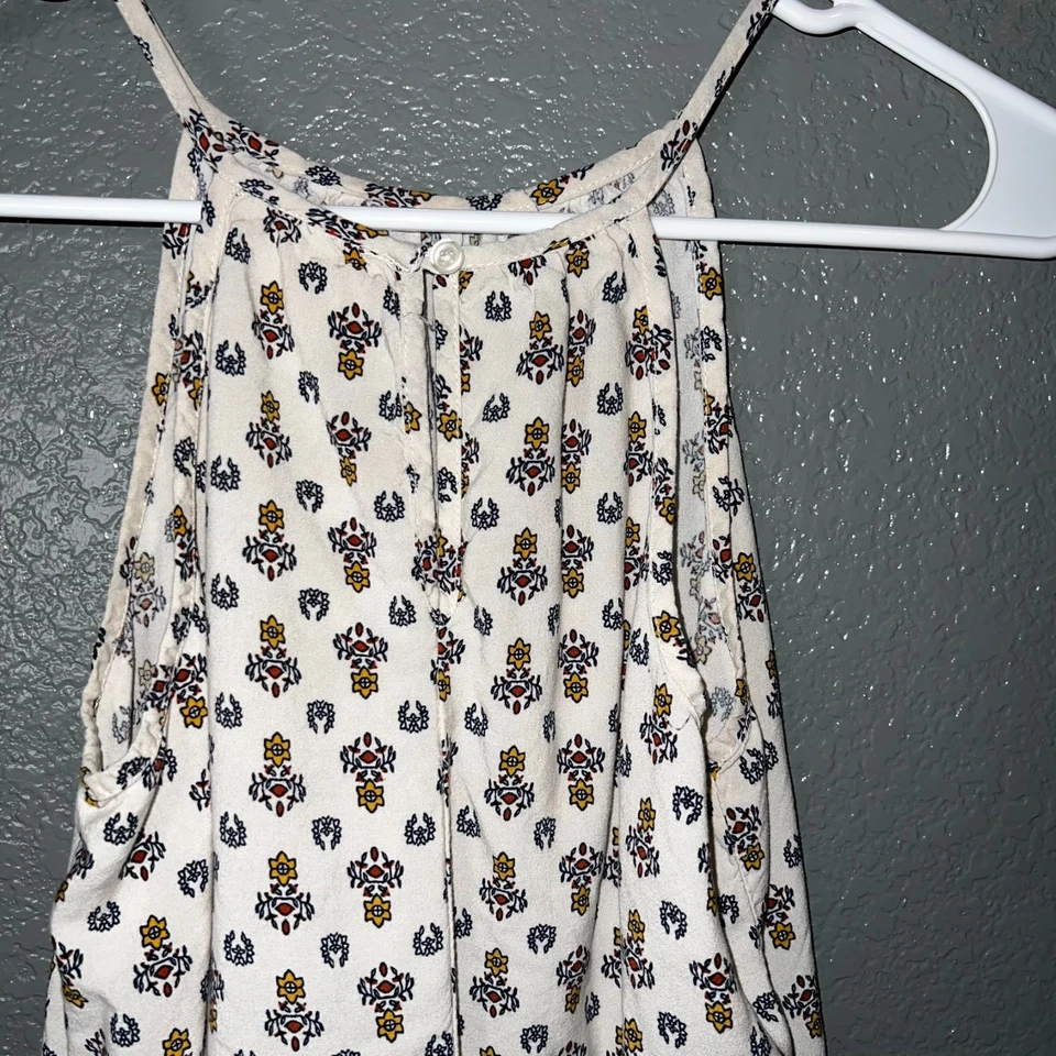 Mossimo Supply Co. Camiseta sin mangas halter boho blanca mediana - estampado floral con multico Foto 3 de 4