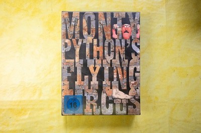Monty Python's Flying Circus - DVD BOX - die  komplette Serie (ungeöffnet)