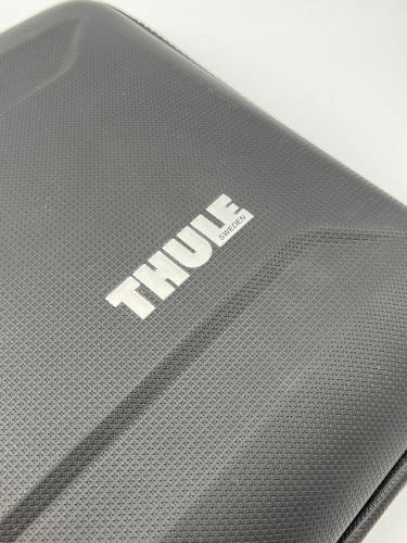 Thule Gauntlet MacBook Pro® Attache14, Black (PLEASE READ) - 第 2/6 張圖片