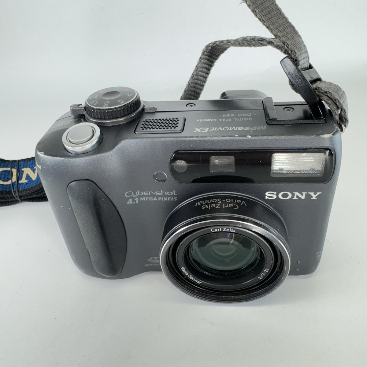 Vintage Sony Cyber-shot DSC-S85 Camera 4.1 MP Digital Carl Zeiss