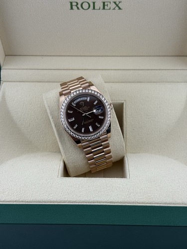 Rolex Day-Date 40 Chocolate Baguette Dial 228345RBR - 2024 - Picture 6 of 7
