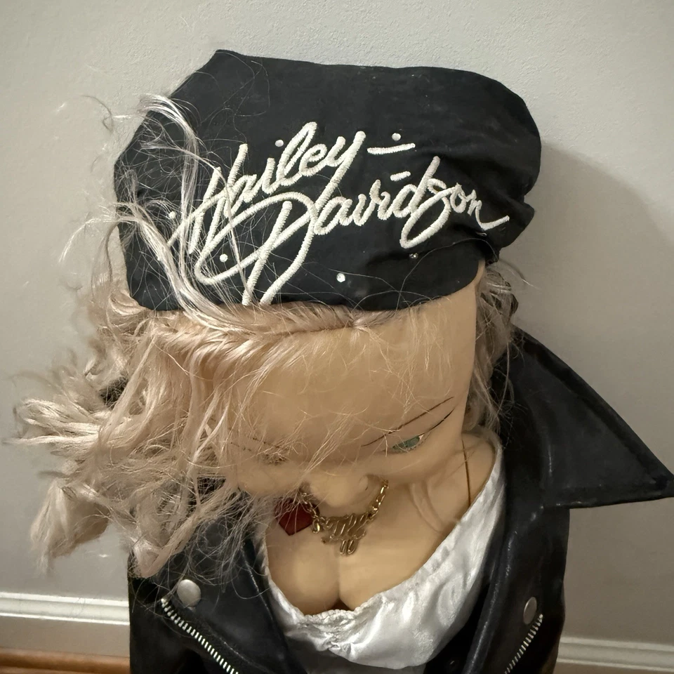 Child’s Play Tiffany Bride Of Chucky Doll 24” chaqueta de terror y botas Foto 3 de 4