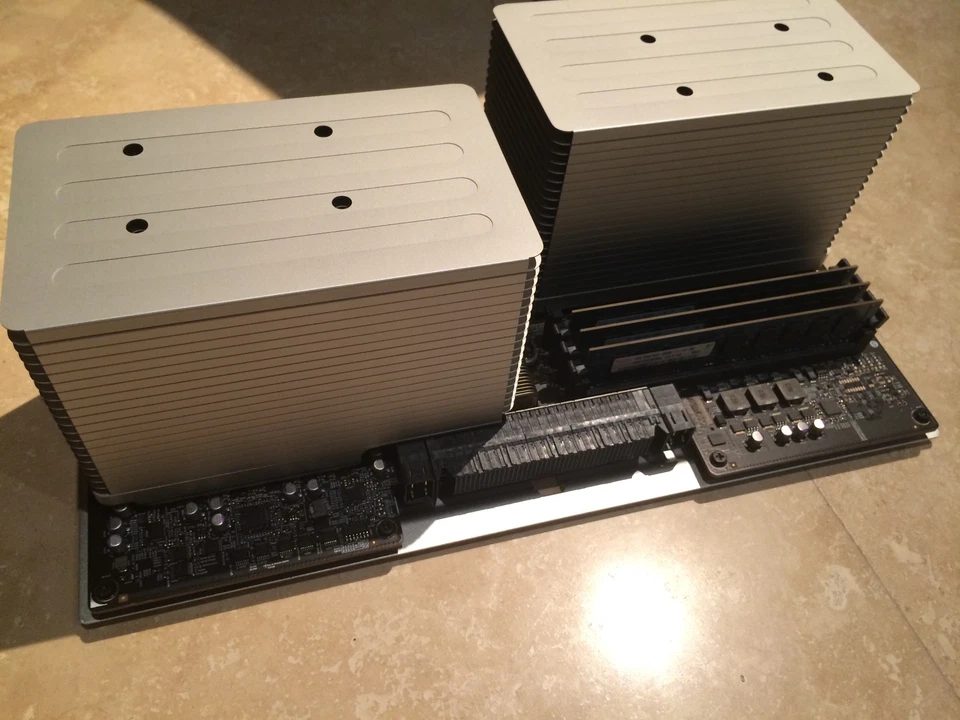 12-Core Westmere 3.46GHz Apple Mac Pro CPU Tray Upgrade 2009 4,1 5,1 - Image 2 of 3