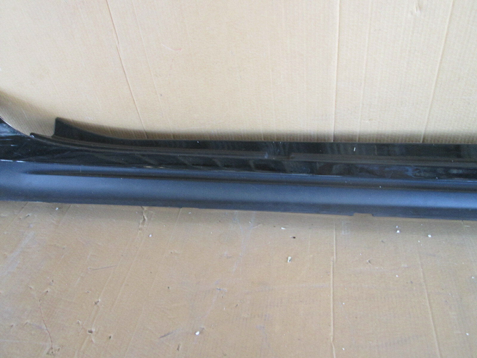MASERATI GHIBLI 2014-17 - RH Rocker Panel  - PART # 670010791