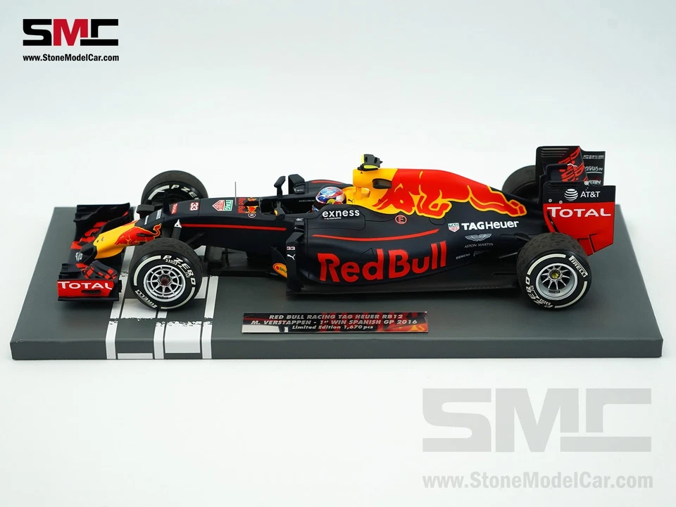 Red Bull F1 RB12 #33 Max Verstappen 1st Career Win Spanish 2016 1:18 MINICHAMPS - Image 3 of 4