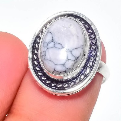 Bague triangulaire en argent 925 et opale de feu