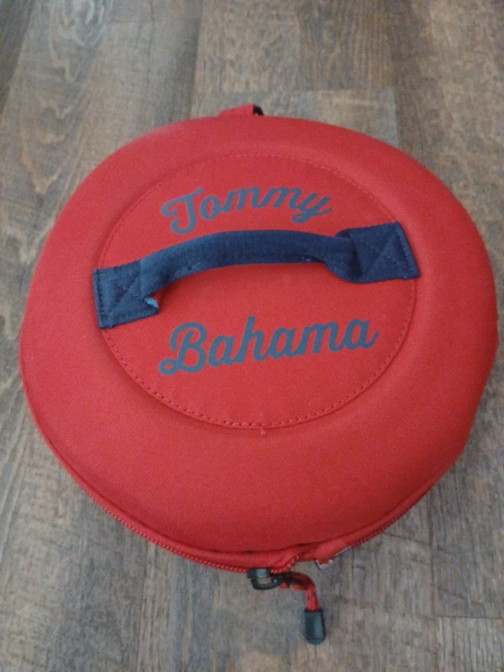 TOMMY BAHAMA BAGS & TUMBLER DUFFLE EXPANDS 20.5 X 11.5 X 11.5 Red - Image 4 of 4