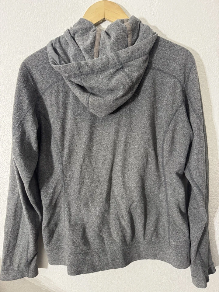 Chaqueta Rei para mujer gris medio polar cremallera completa sudadera con capucha bolsillos con cremallera Foto 3 de 4