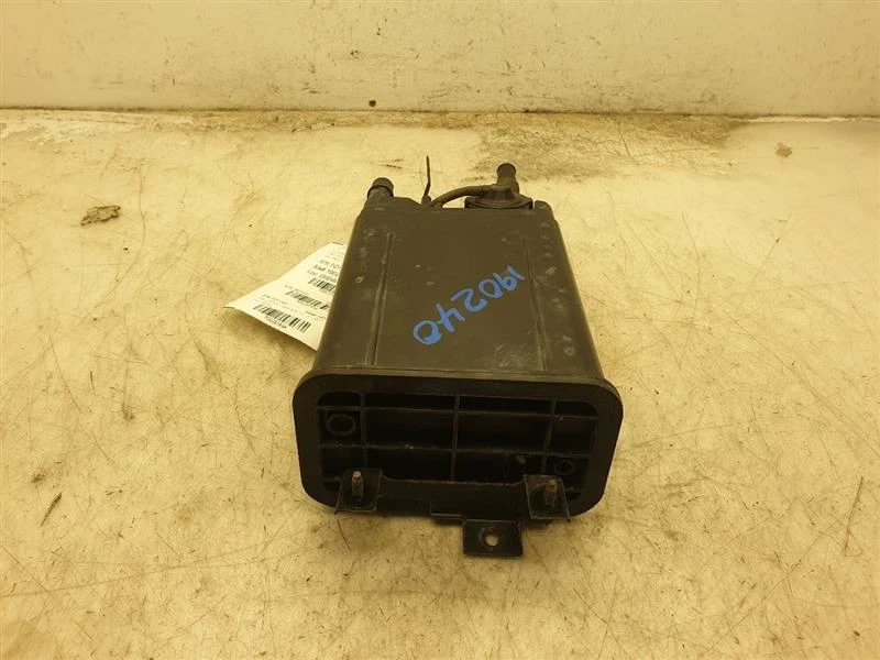 2001 TOYOTA RAV4 2.0L 4CYL CONJUNTO DE VASILHA DE VAPOR DE COMBUSTÍVEL  - Imagem 4 de 4