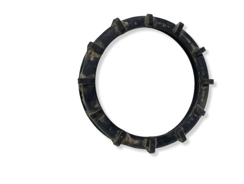 Audi A6 S6 C4 4A 1998 Befestigungsmutter Kraftstoffpumpe im Tank 66kW UST138697