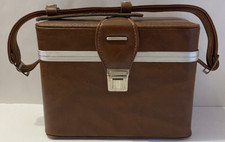Vintage 1960s / 1970s Brown Faux Leather Camera Carrying Case