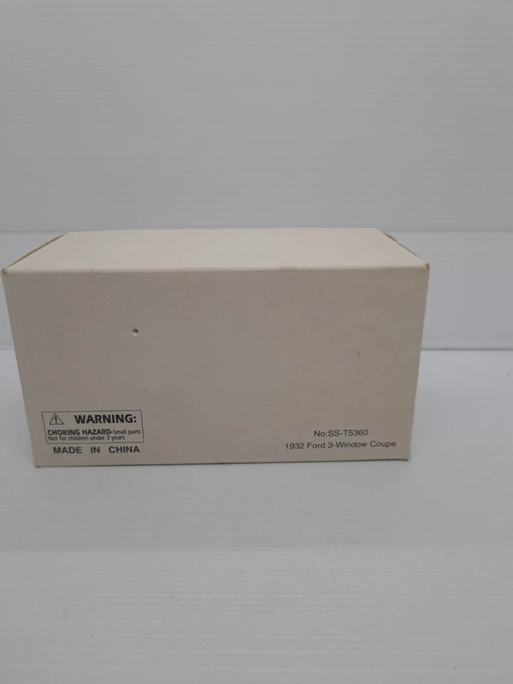 National Motor Museum 14cm Long Model SS-T5360 1932 Ford 3 Window Coupe Black - Image 2 of 4