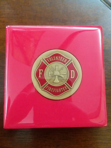 VOLUNTEER FIREFIGHTER CHALLENGE COIN DISPLAY PLAQUE w-stand Red