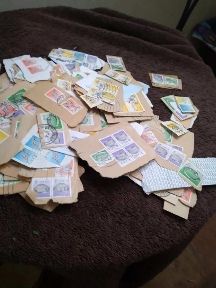  Postal stamp Lot Collection Ireland Erie 1000 vintage collectable stamps - Image 2 of 4