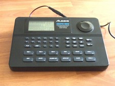 Alesis SR-16 16-Bit Stereo Drum Machine Tested Working   No Power Supply