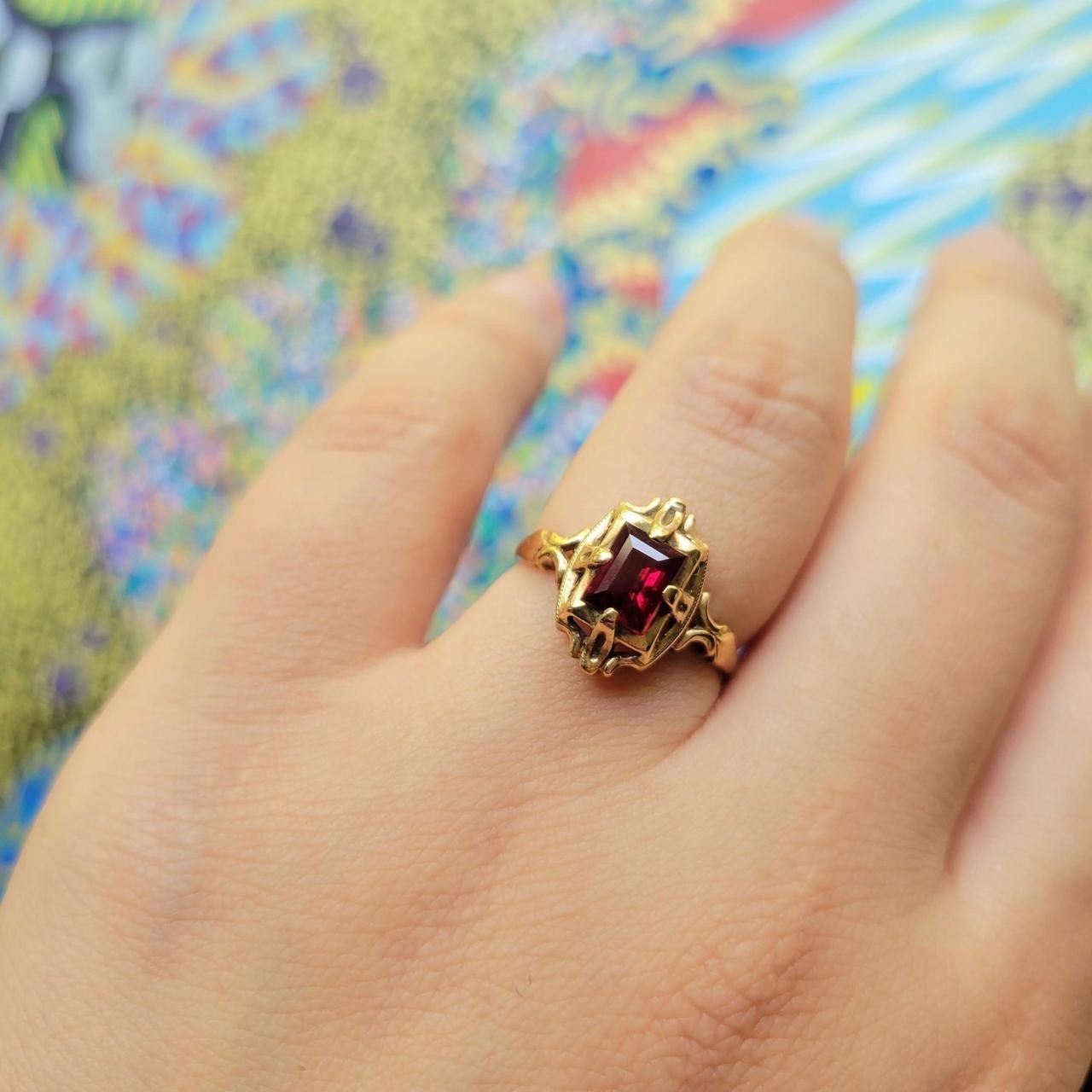 Vintage 10K Solid Gold Simulated Ruby Ornate Ring… - image 9
