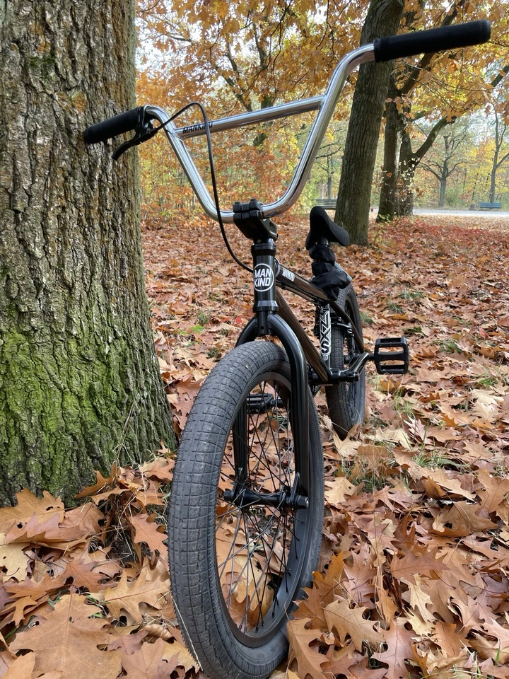 MANKIND BIKE CO. "NXS XL 20" BMX RAD - GLOSS BLACK