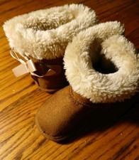 Toddler Girls Brown Fur Boots Size 2