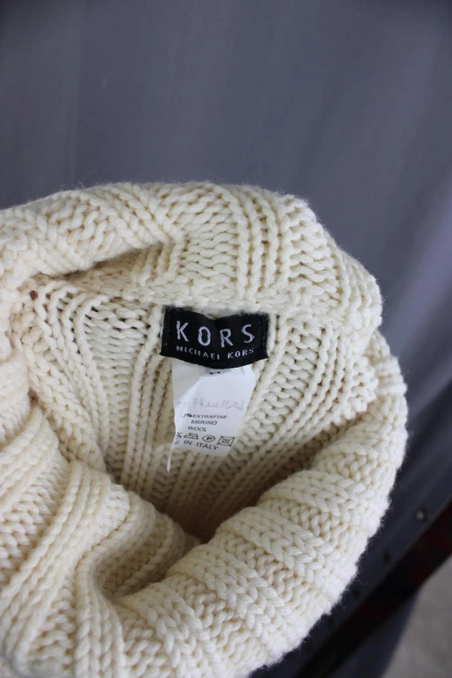 Женский свитер Michael Kors из кремовой шерсти мериноса с длинным рукавом водолазка средний размер - Изображение 3 из 4