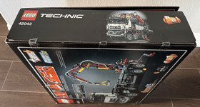 LEGO Technic 42043 Mercedes-Benz Arocs 3245 New & Sealed