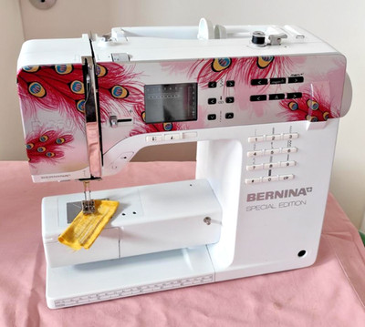 BERNINA Nähmaschine; Modell 350 Special Edition Carnival