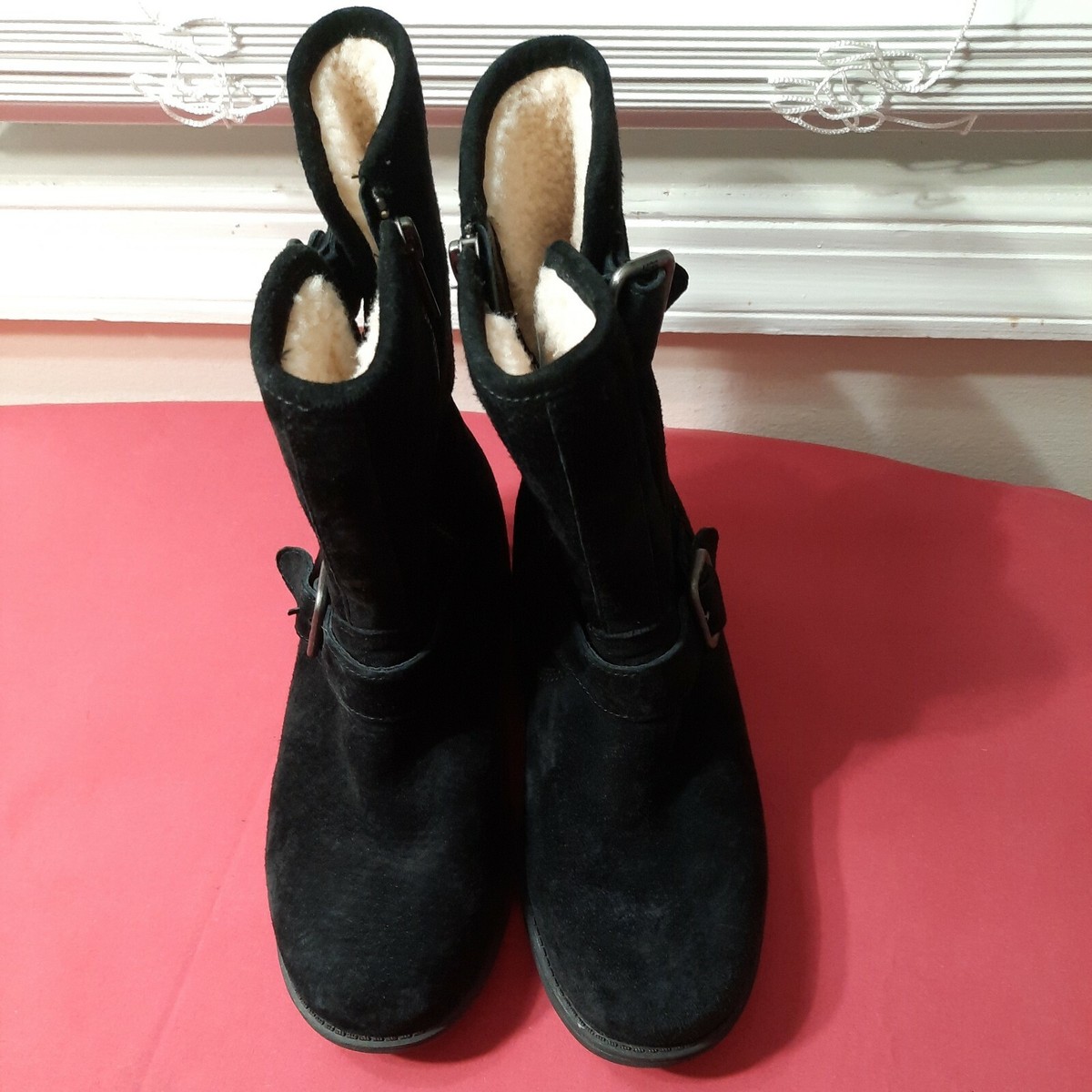 UGG BILTMORE BLACK WATERPROOF LEATHER ZIP 6.5 | eBay display picture 1