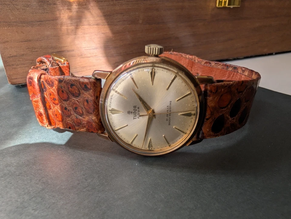 Vintage Tudor Aqua Men's Watch - image 2 of 4